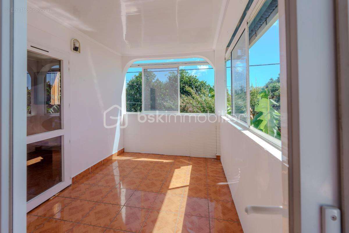 À vendre - Maison à Saint-André - photo 9
