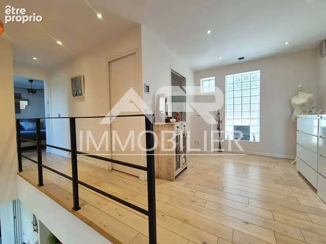 Maison contemporaine à Chatou , Vue panoramique sur la vallée de la Seine, domotique et cadre de vie privilégié - photo 13