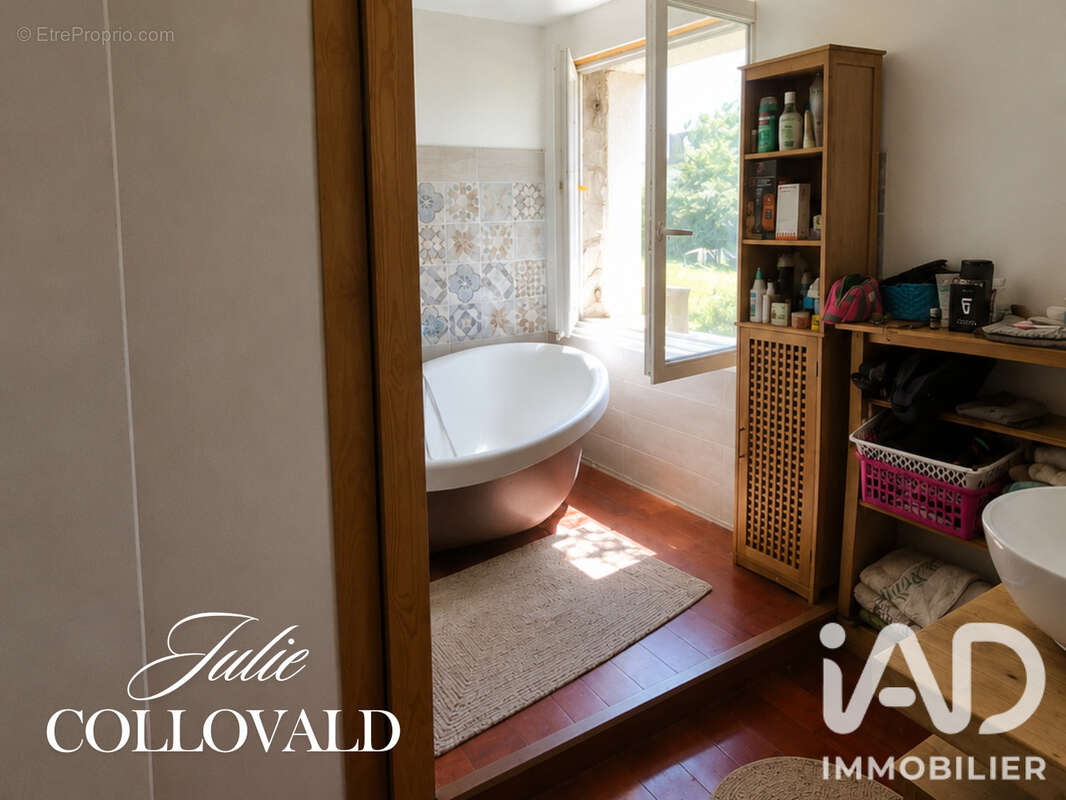 Maison 135 m² à Portets  - photo 8