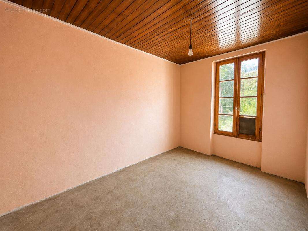 Maison 140 m² à Clermont-Dessous  - photo 15