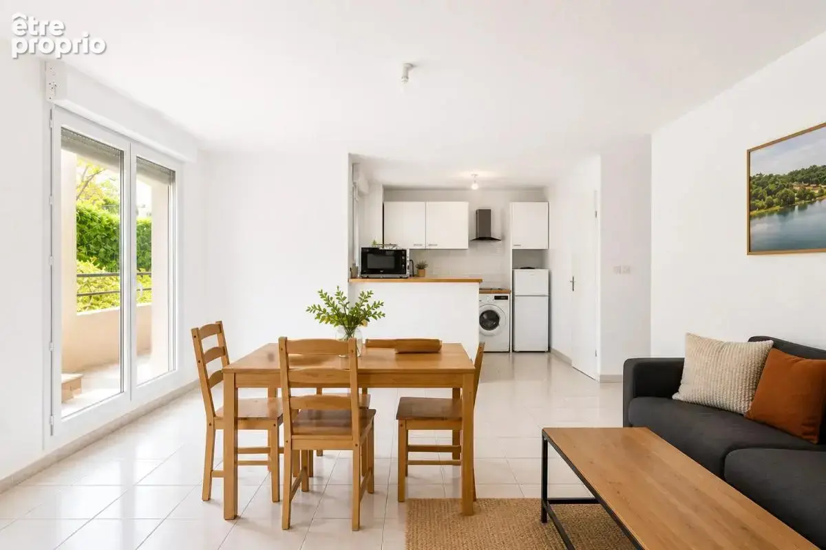 T3 avec terrasse et parking – Investissement locatif sécurisé à - photo 2