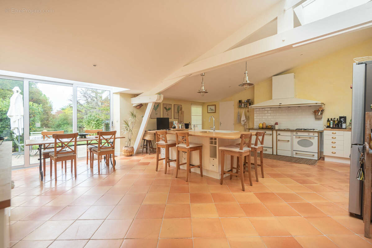 Maison à LATRESNE