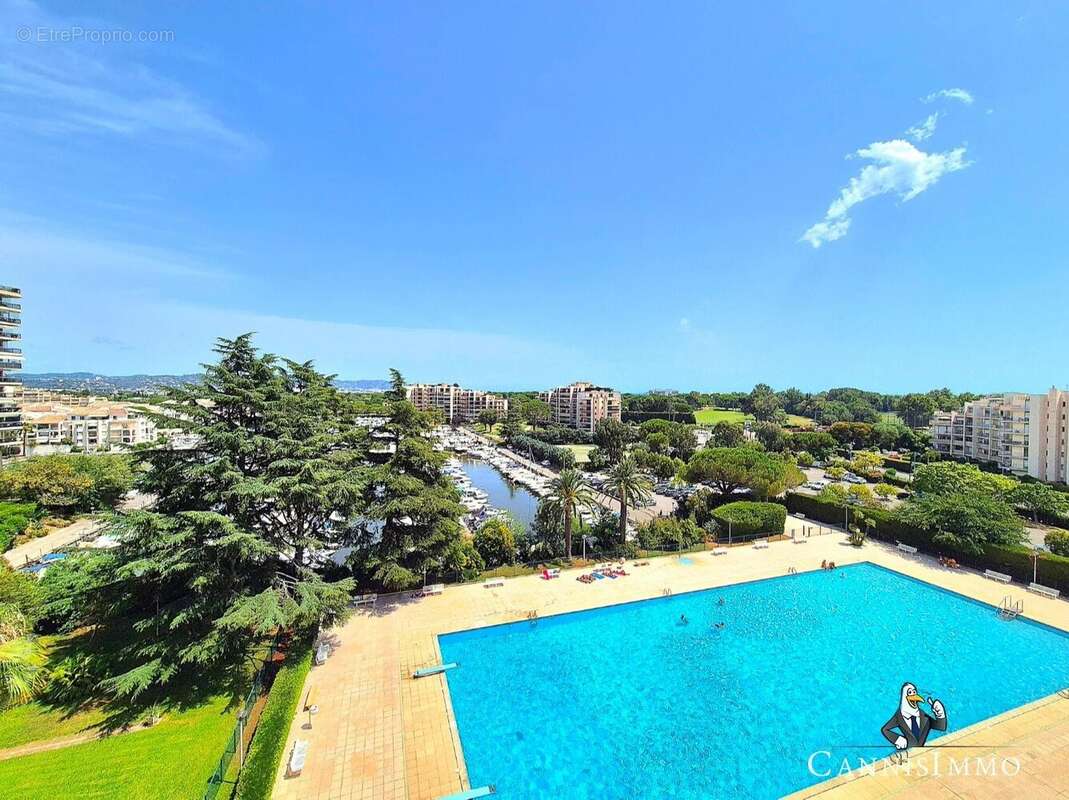 Appartement à MANDELIEU-LA-NAPOULE