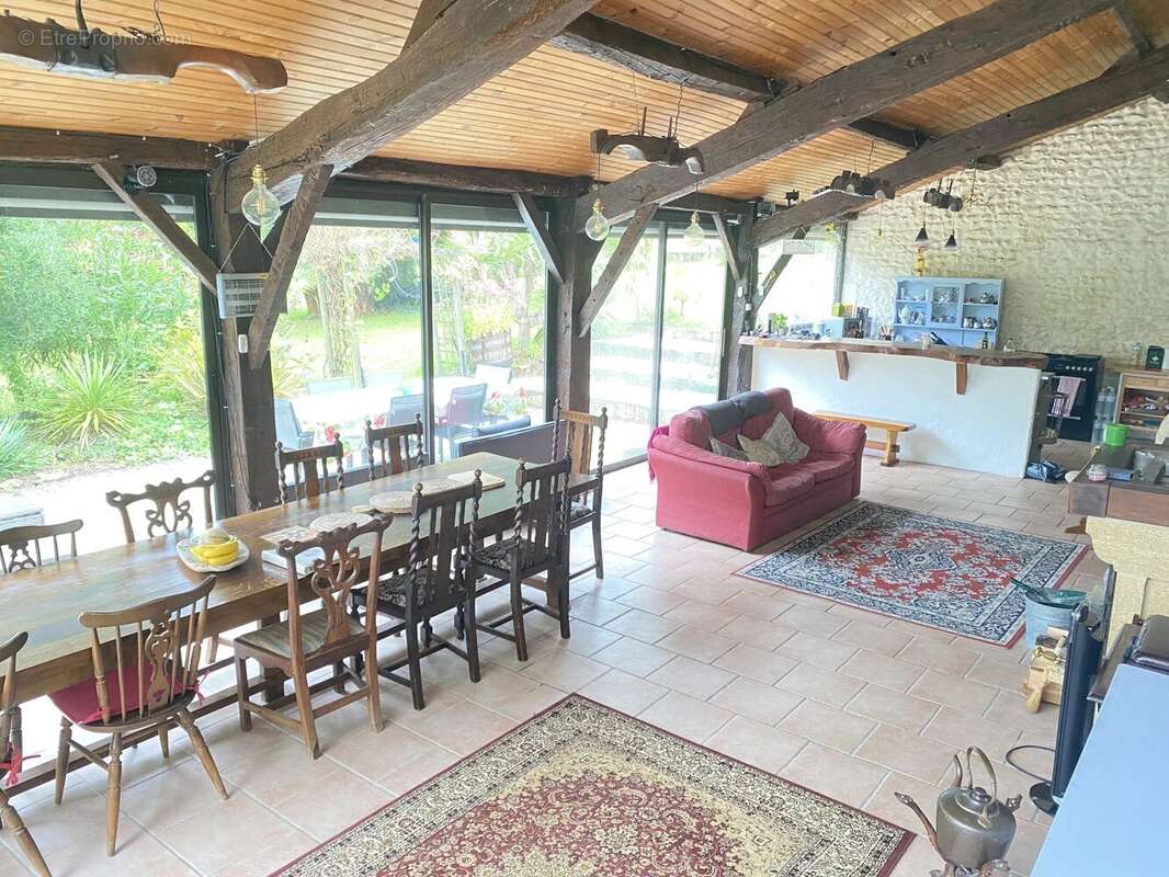 Maison de 3 chambres avec grand jardin et piscine - photo 5