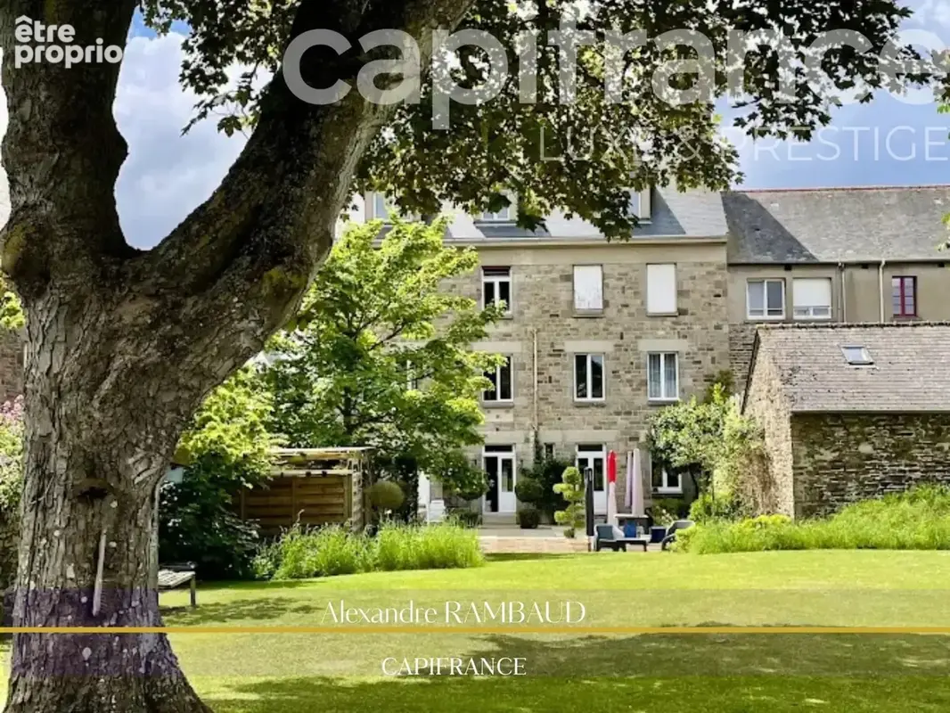 Propriété à vendre 17 pièces en plein centre de DOL DE BRETAGNE (35) - proche de Saint Malo - photo 5