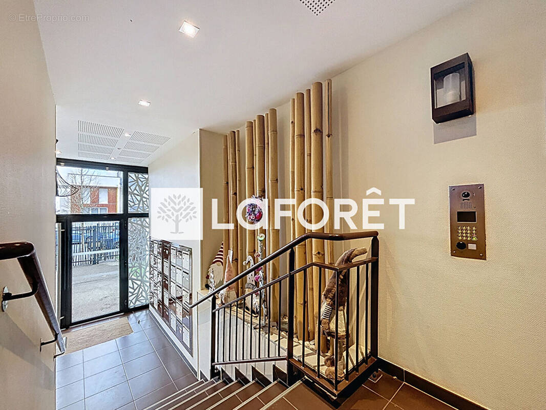 Appartement à MOISSY-CRAMAYEL