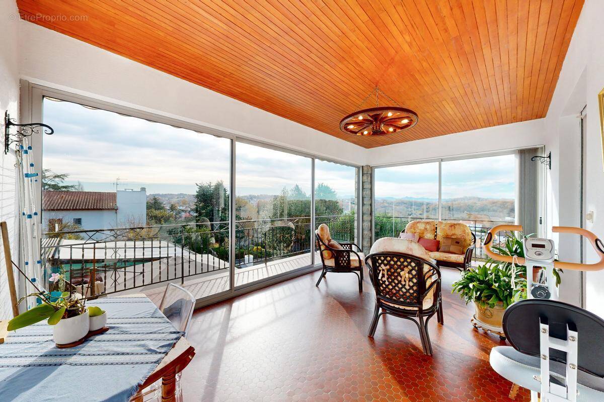 Appartement à SAINT-PIERRE-D'IRUBE