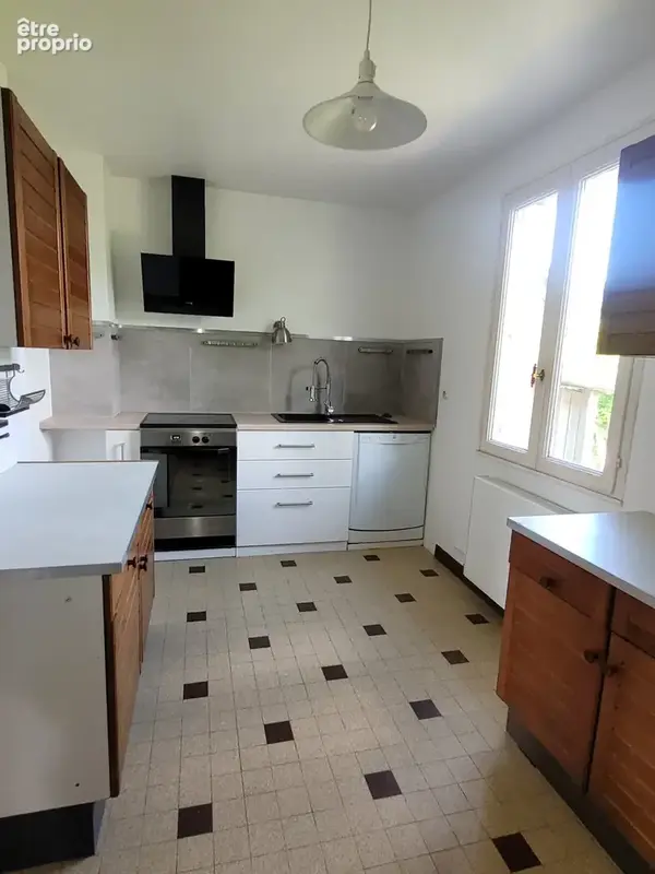 Maison Familiale, sur terrain arboré, - photo 3