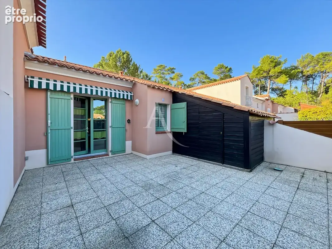 Pavillon en copropriété avec piscine chauffée - photo 1