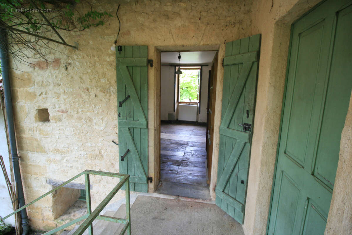 Maison en pierre avec jardin - photo 13