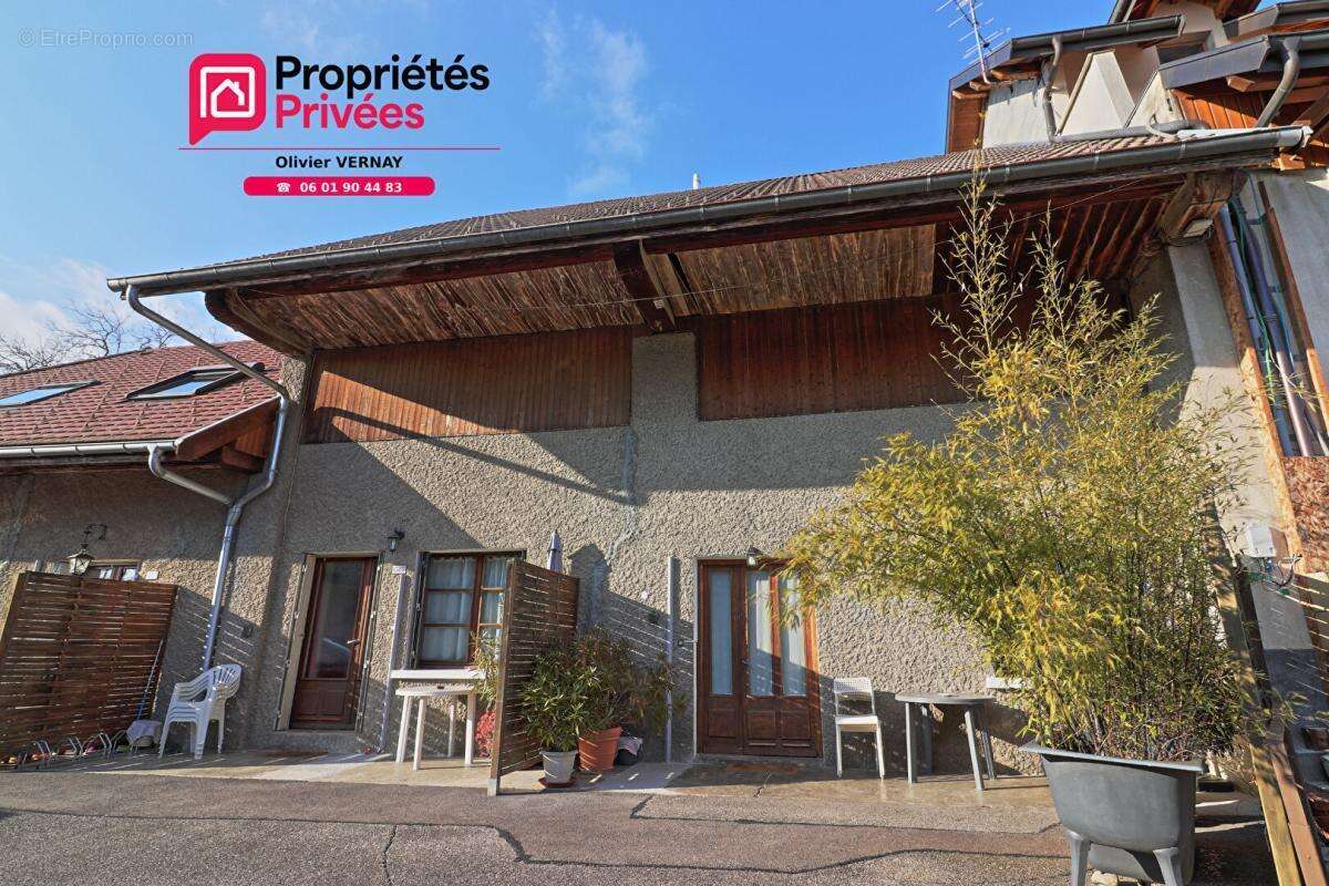 Maison mitoyenne de 2 appartements (91 m²) + combles (120m²) - photo 11