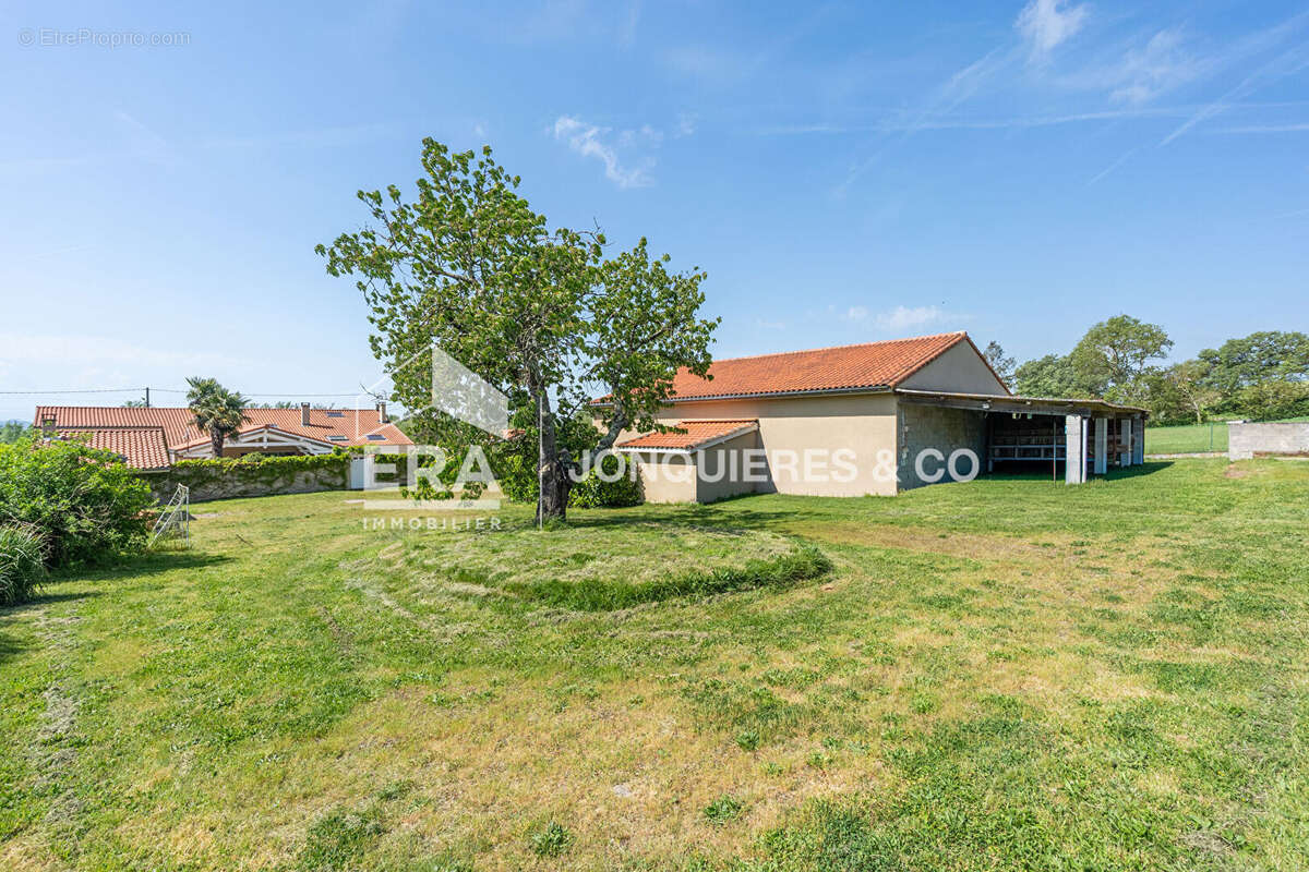 Maison à CINTEGABELLE