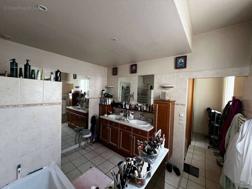 Maison à CHATELLERAULT