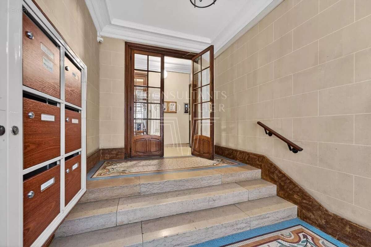 Appartement à LEVALLOIS-PERRET