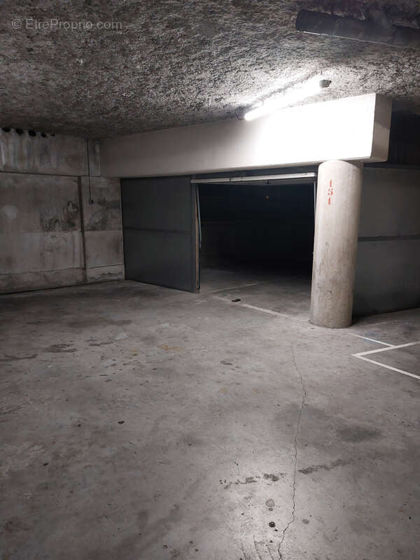 Parking à NICE