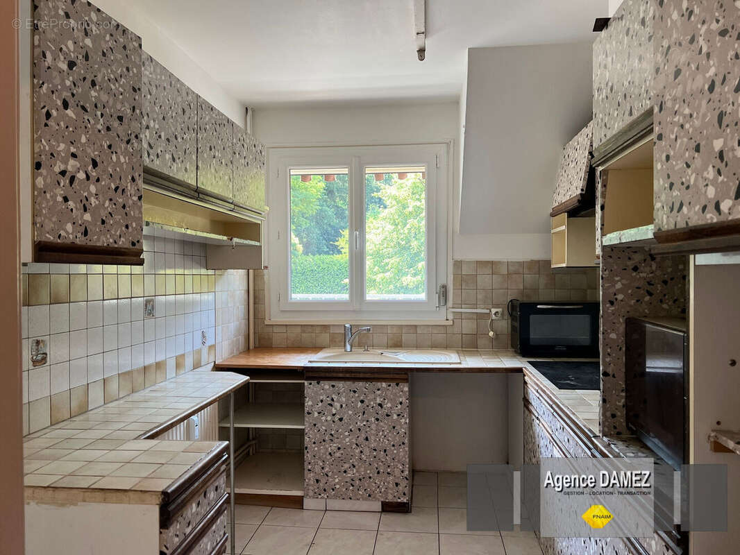 DOURDAN, Duplex 4 pièces de 110 m² avec garage, cave et parking - photo 5