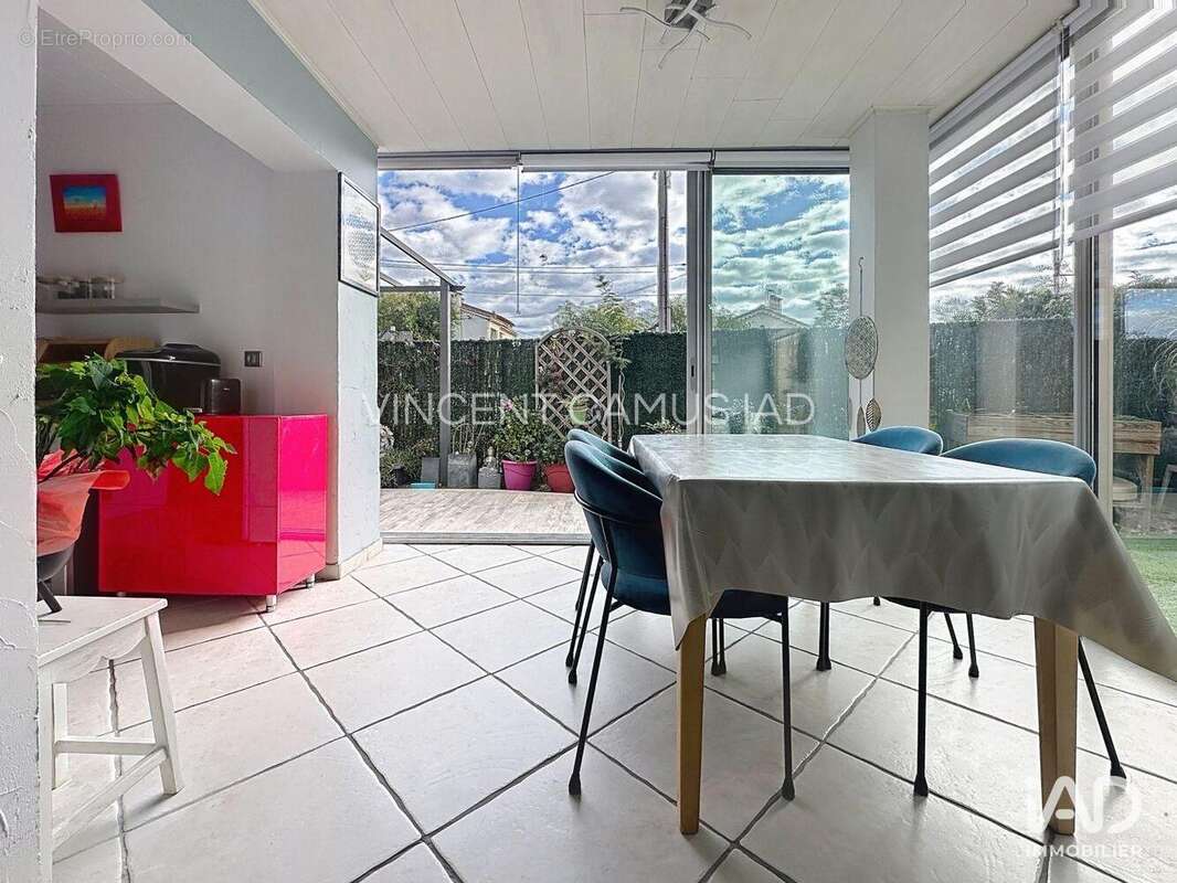 Photo 4 - Appartement à SIX-FOURS-LES-PLAGES