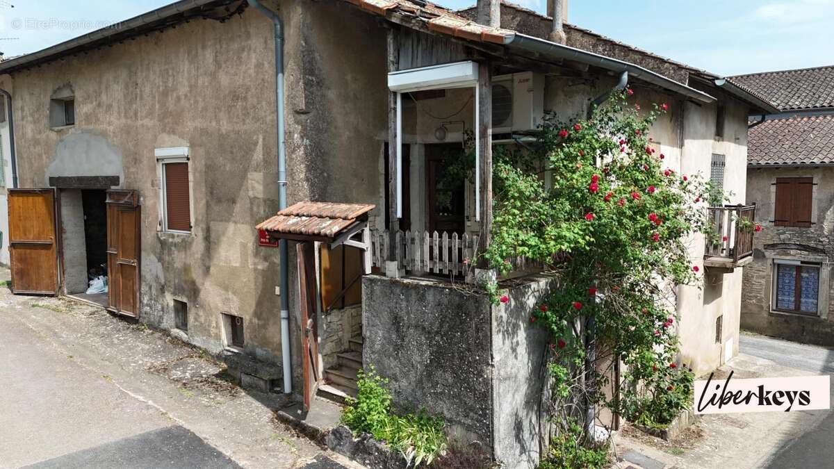 Maison à FARGES-LES-MACON
