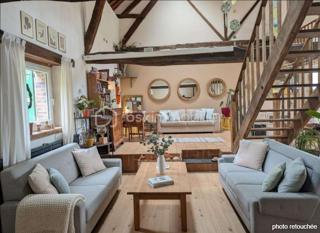 Maison à EGRISELLES-LE-BOCAGE