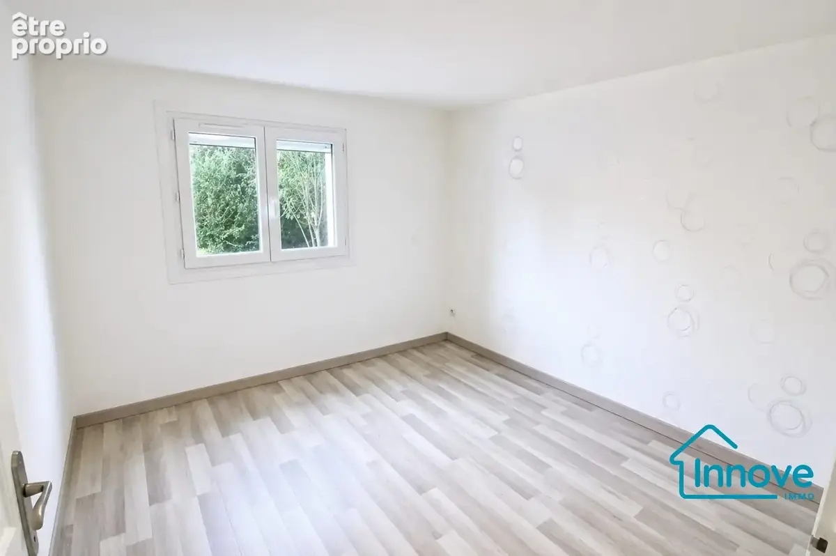Maison 6 pièces 120 m² à vendre à Les Clayes-Sous-Bois (78340) - photo 8