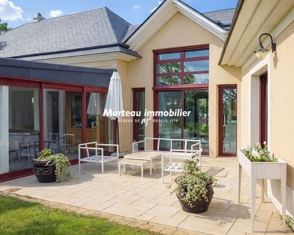 Maison à VOIVRES-LES-LE-MANS