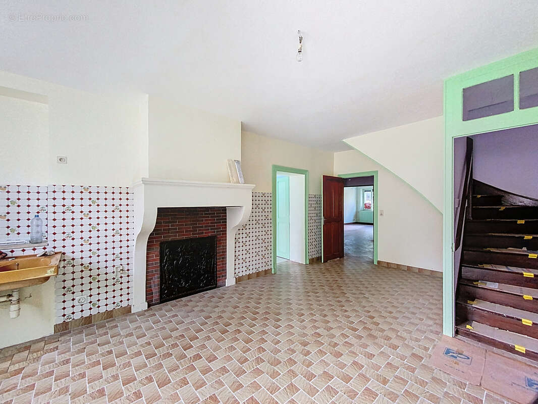 Maison à HAN-SUR-MEUSE