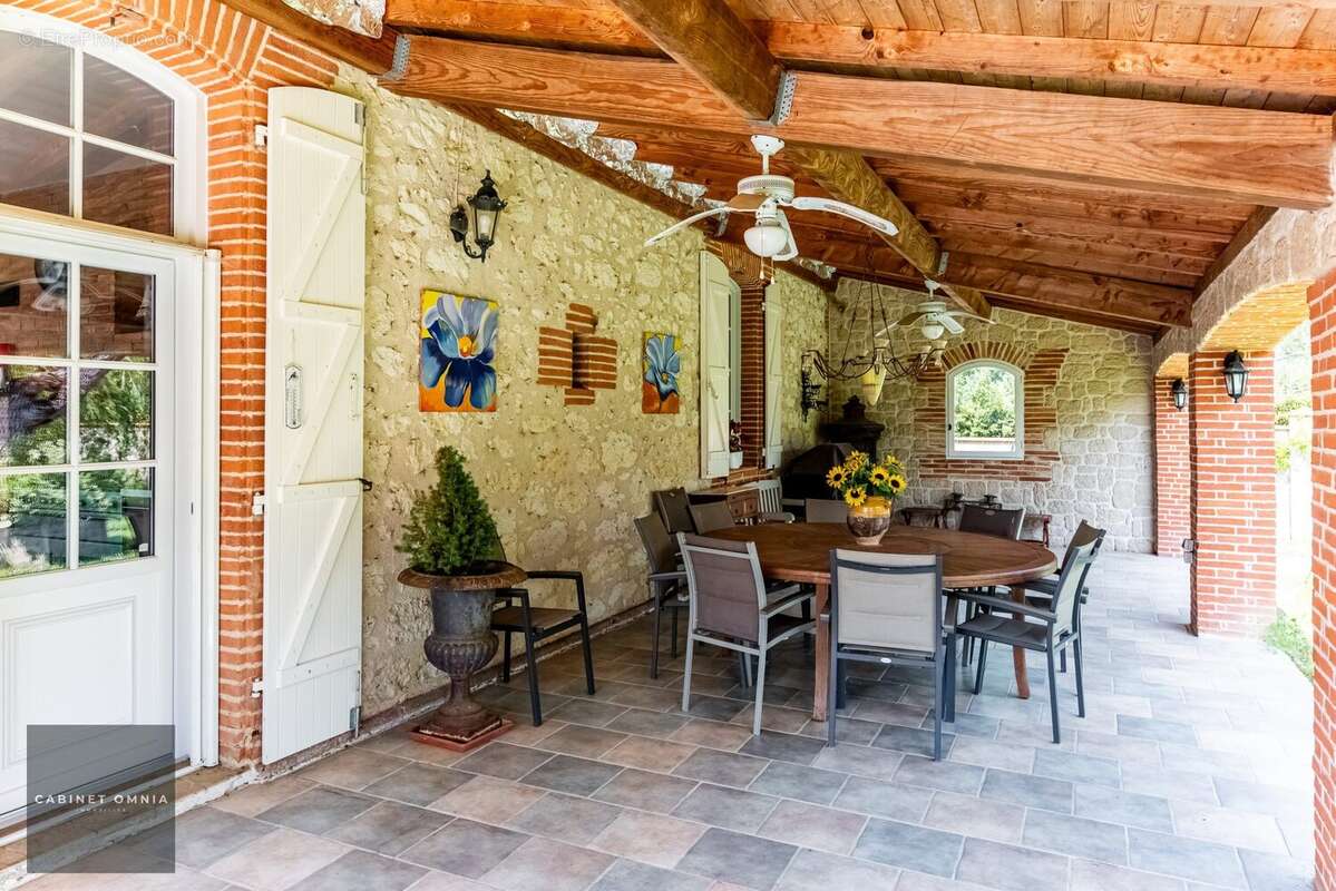 Maison à CAZES-MONDENARD