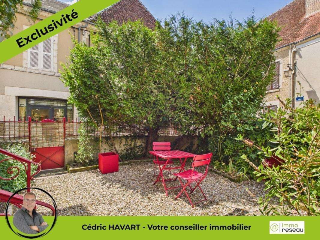 Maison 59 m² à Saint-Gaultier  - photo 10