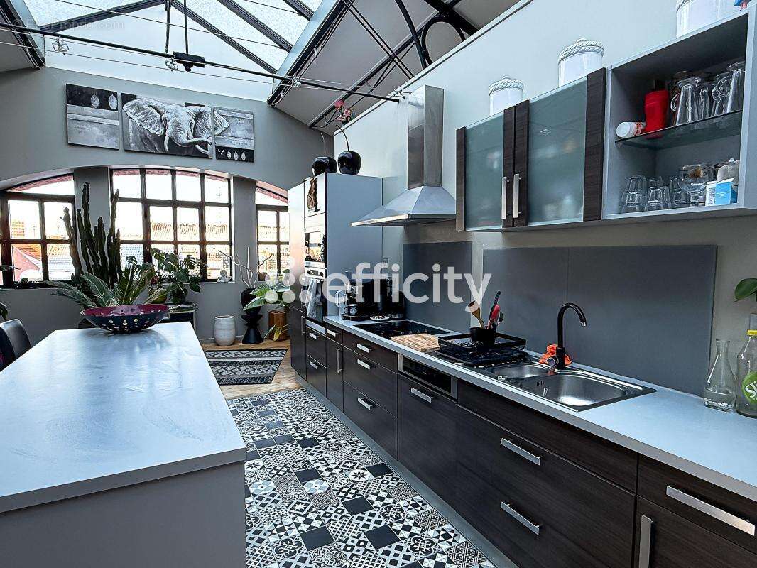 Appartement 144 m² à Roubaix  - photo 3