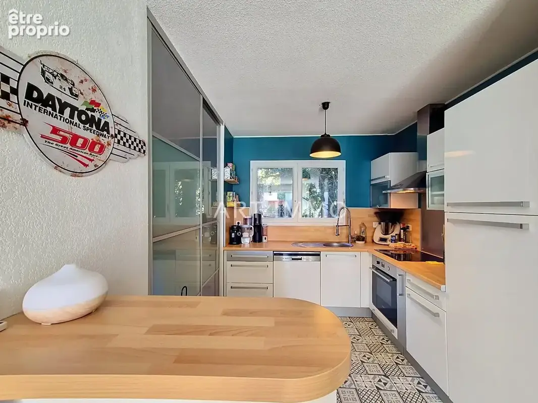 Maison a vendre avec bail en cours aux vigneres - photo 5