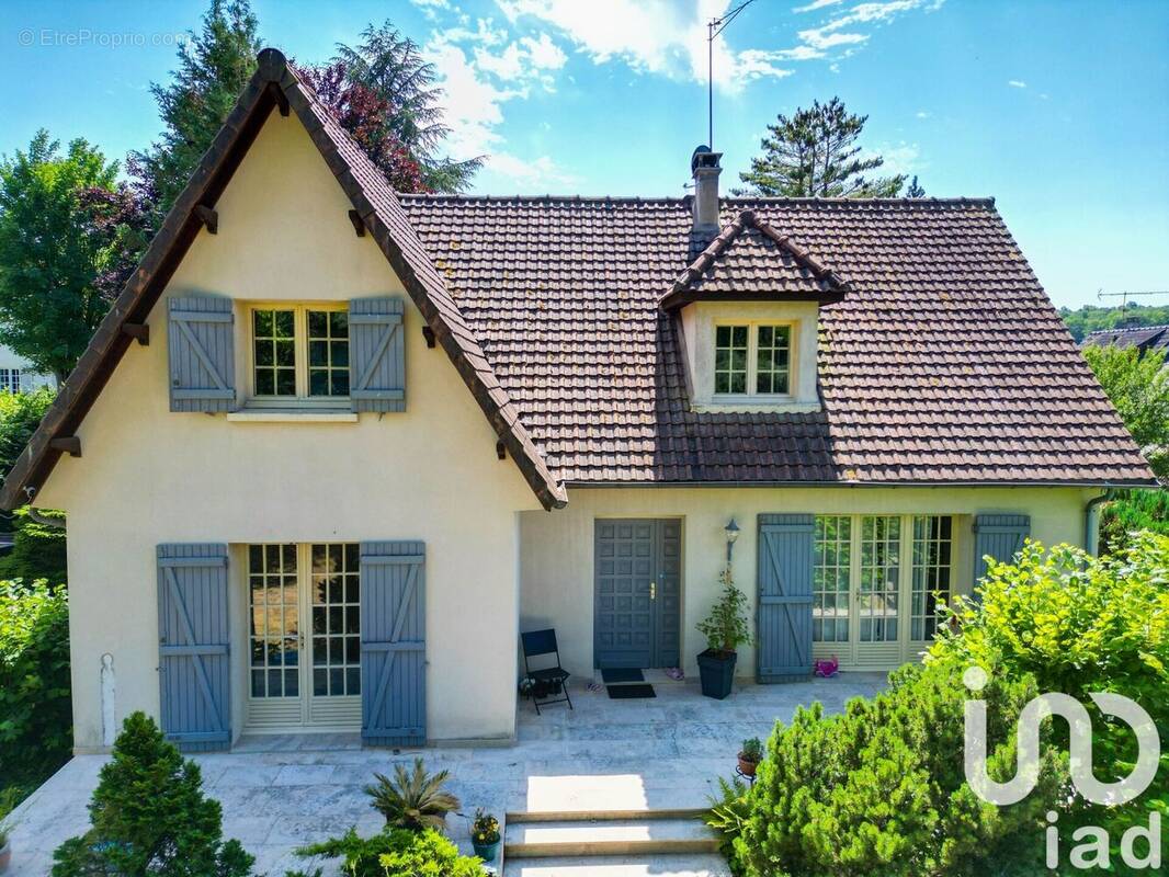 Photo 1 - Maison à CERNY