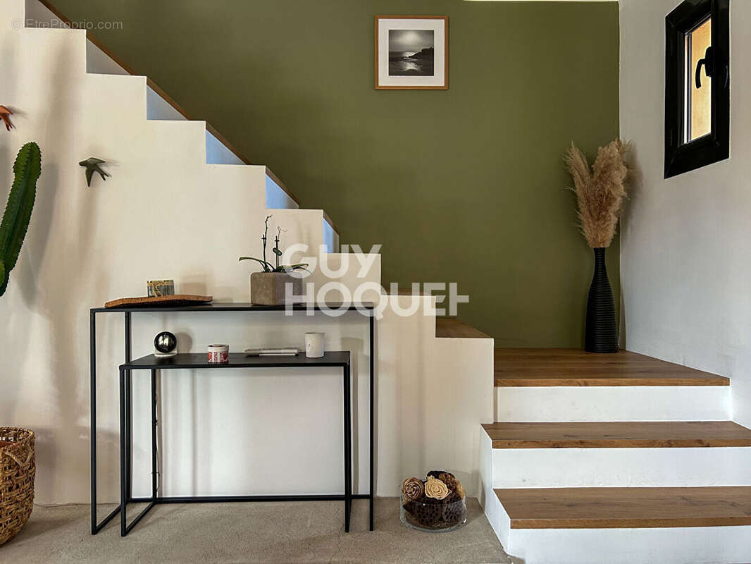 Maison à CHATEAUNEUF-DE-GADAGNE