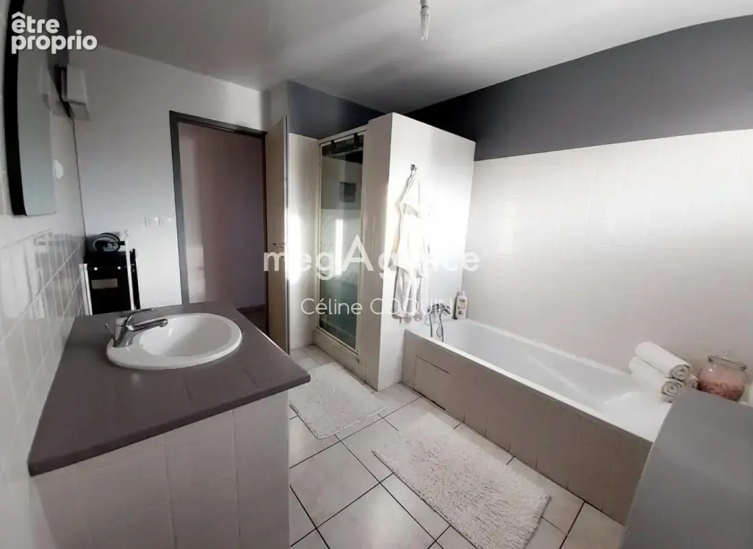 Propriété évolutive 307 m² – 179 m² habitables – 2,4 ha – DPE D – Fort potentiel - photo 12