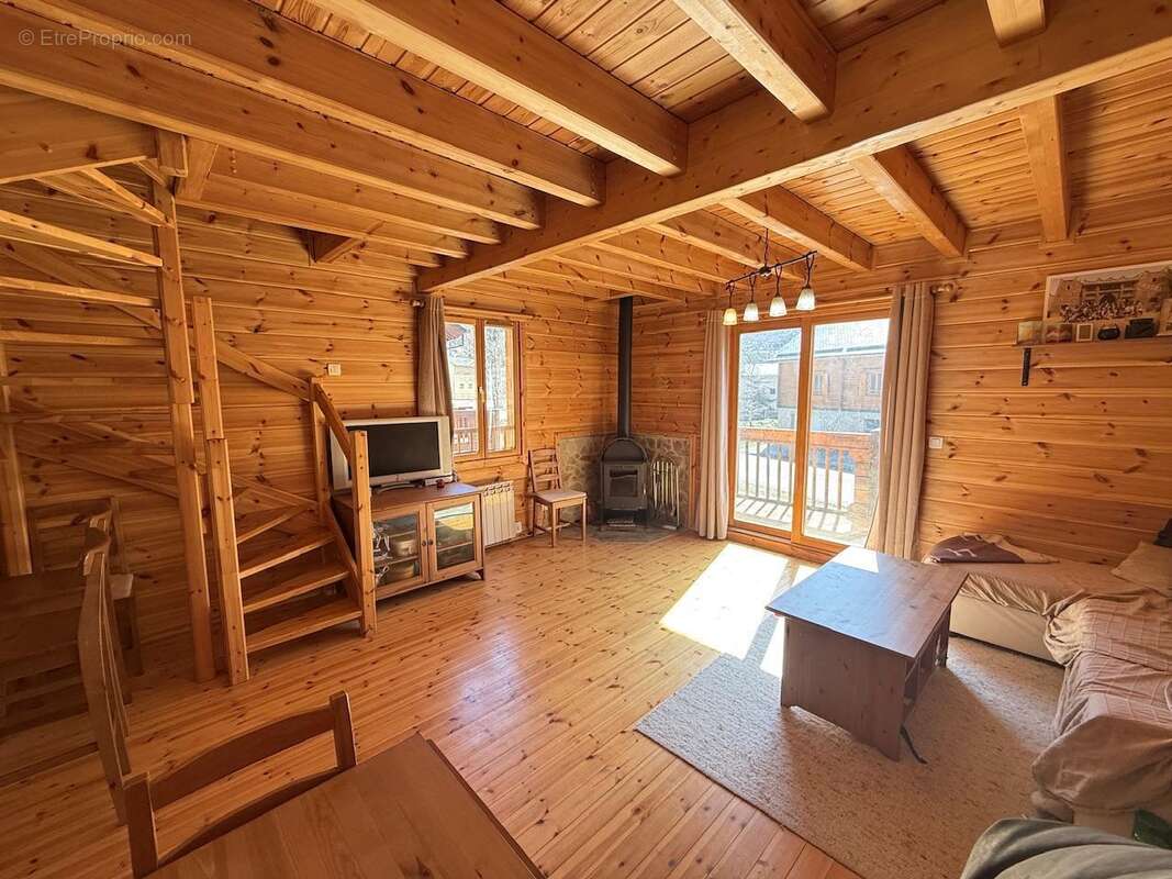   - Maison à L'HOSPITALET-PRES-L'ANDORRE