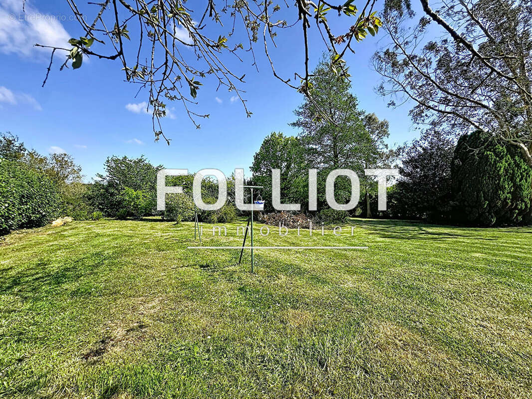 A vendre - Terrain Bricquebec En Cotentin 1200 m2 - photo 4