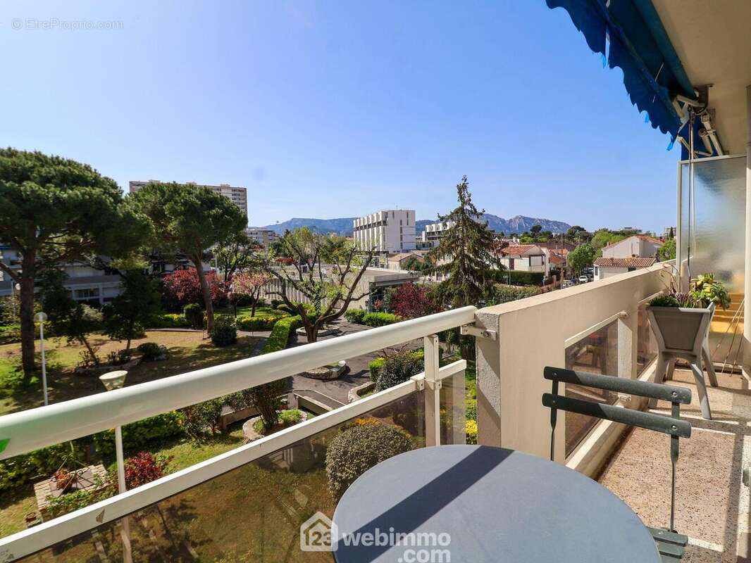 Appartement à MARSEILLE-8E