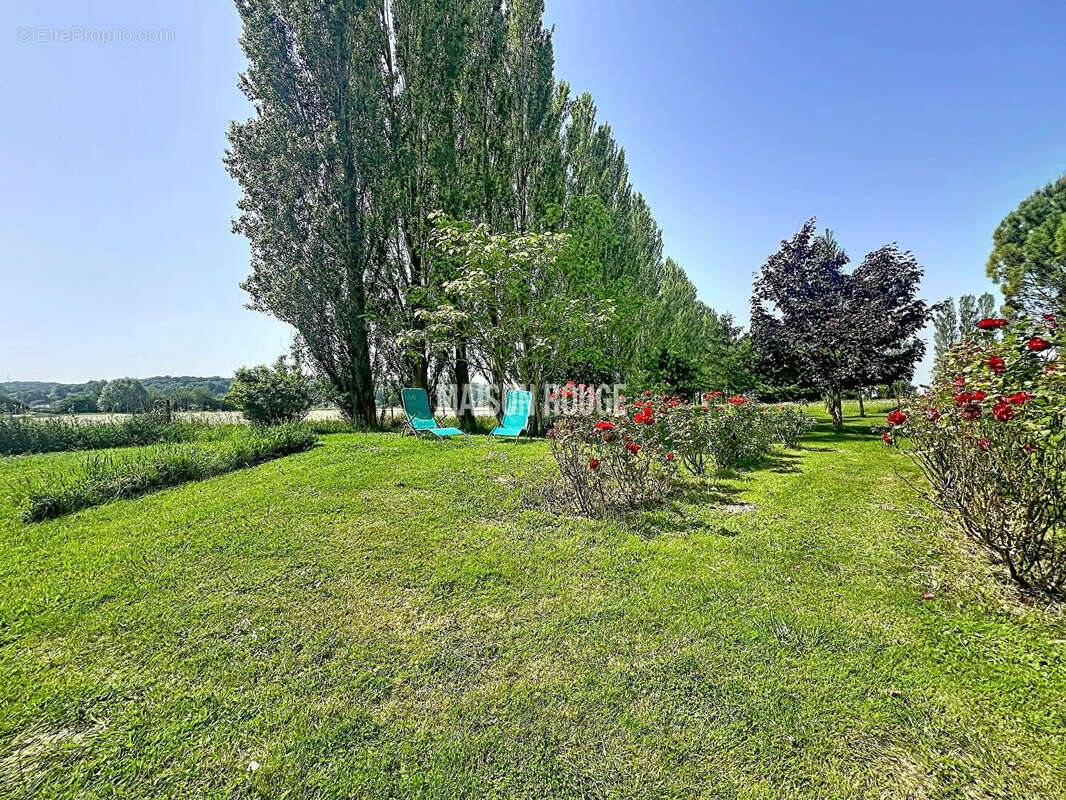 Maison à ROZ-SUR-COUESNON