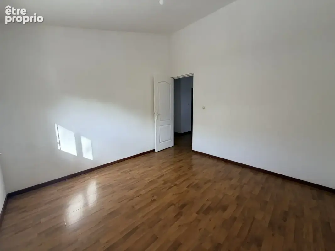 GRAND BOIS / LA CAFRINE : Maison de ville F5 d’environ 107 m2 avec vue mer et jardinet / Pour Résidence Princi - photo 15