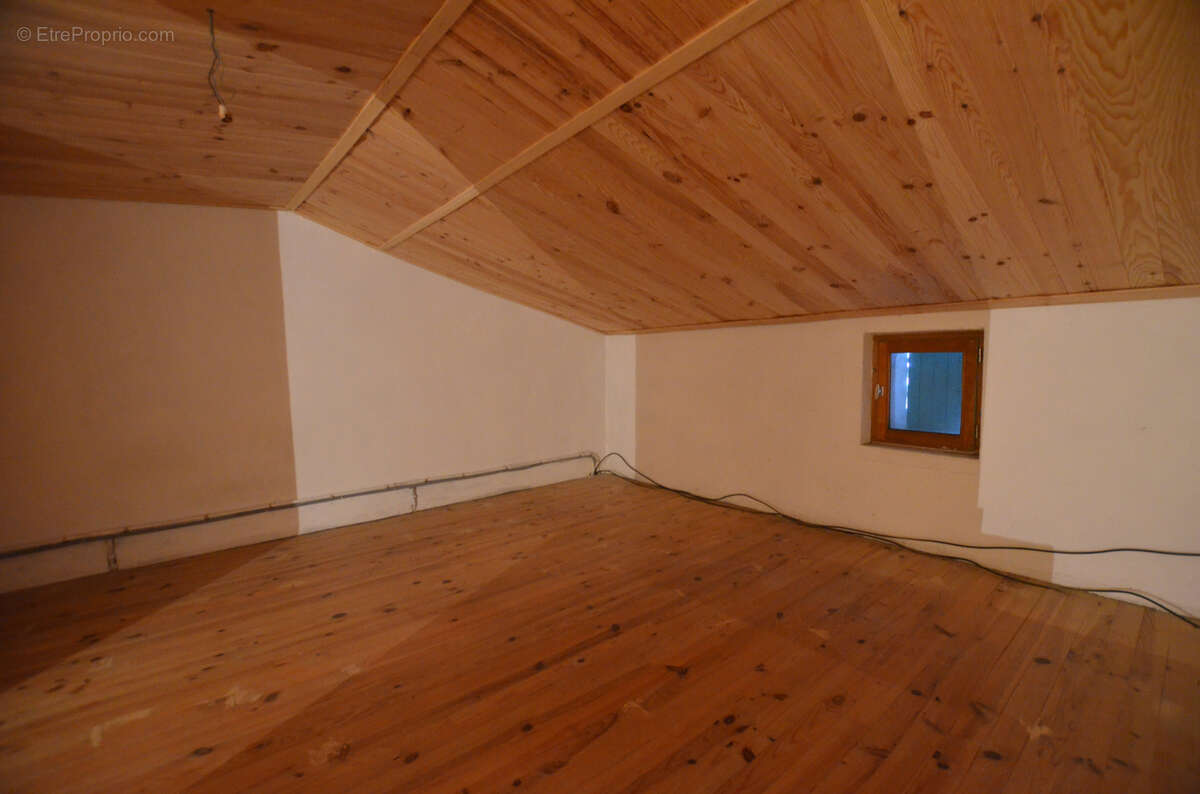 Maison à LES MATHES