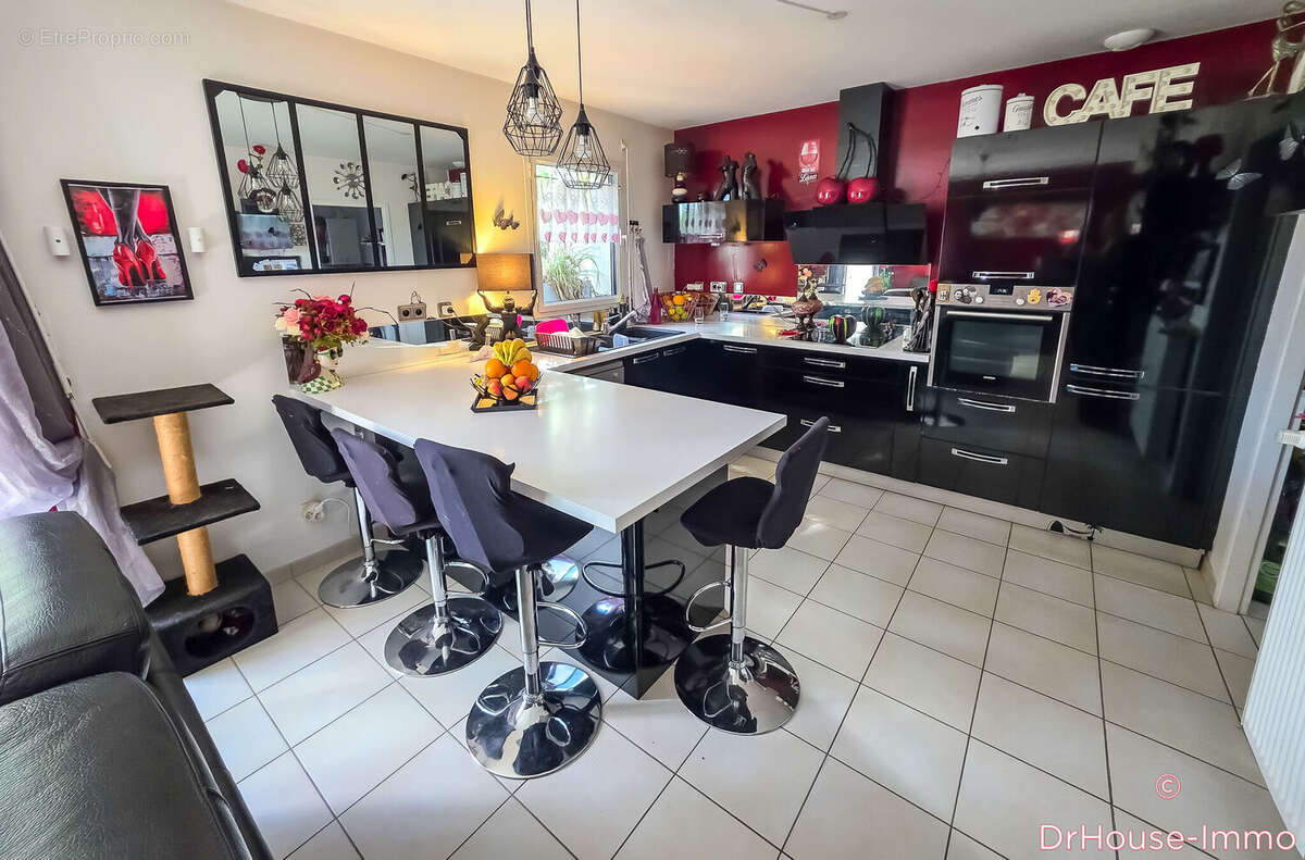 Maison 72 m² à Tours  - photo 12