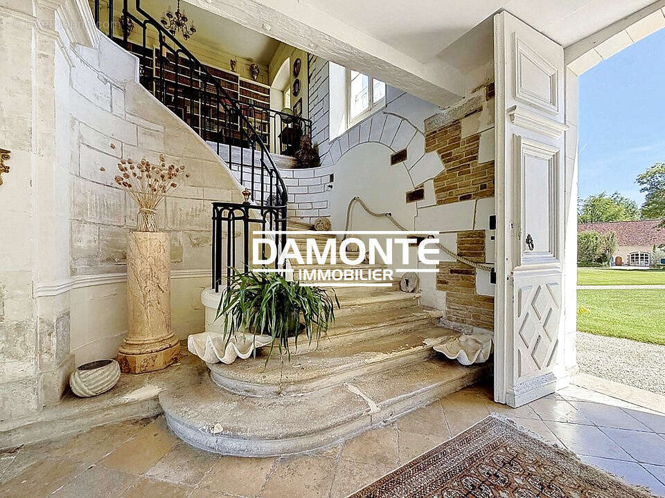 Vivez la vie de château   Une demeure historique au cœur d'un domaine d'exception ! - photo 5