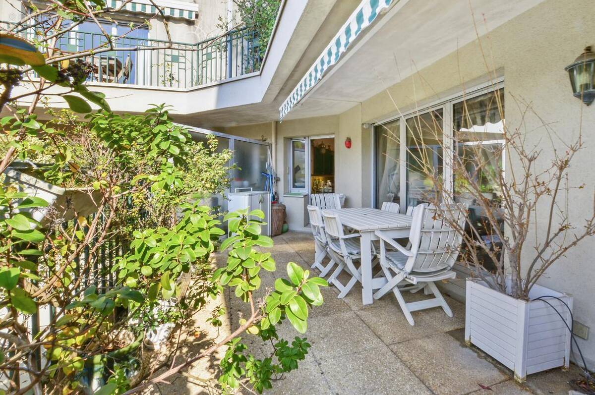 Appartement à BOIS-COLOMBES