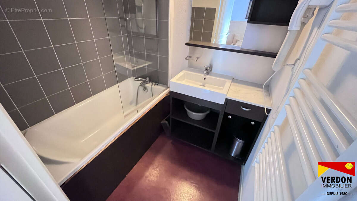 Appartement 30 m² à Allos  - photo 4