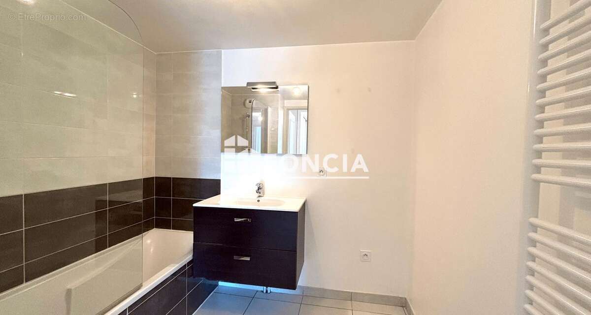 Appartement à DOUVAINE