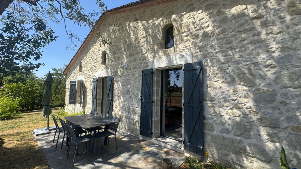 Maison 9 pièces - 260m2 - photo 3