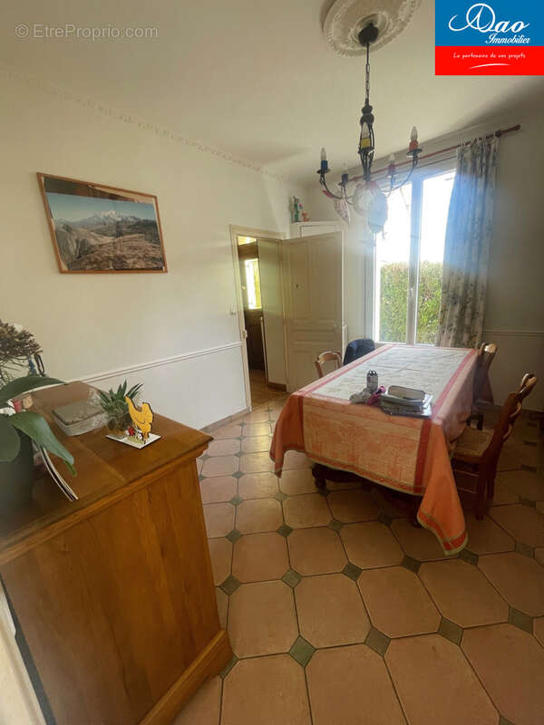 Maison à SAINTE-SAVINE