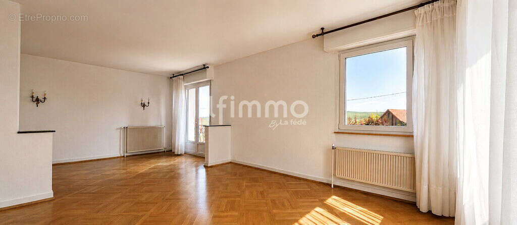 Maison familiale 190 m² – 13,63 ares constructibles – Triple gar - photo 6