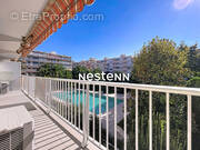 Appartement à VALLAURIS