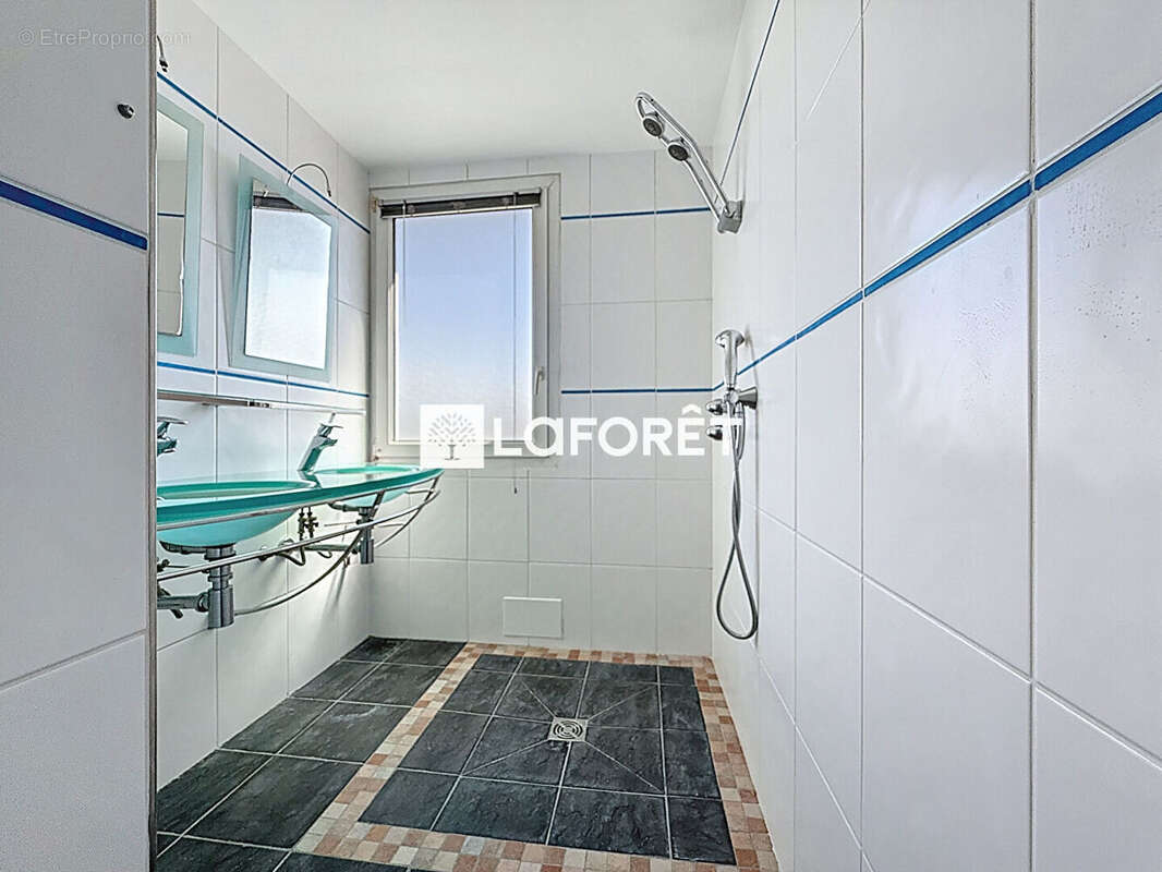 Appartement à CHAMPIGNY-SUR-MARNE