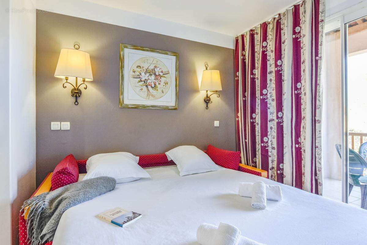Très belle maison T2 duplex 35 m² + terrasse - Résidence Le Rouret à Grospierres - photo 3